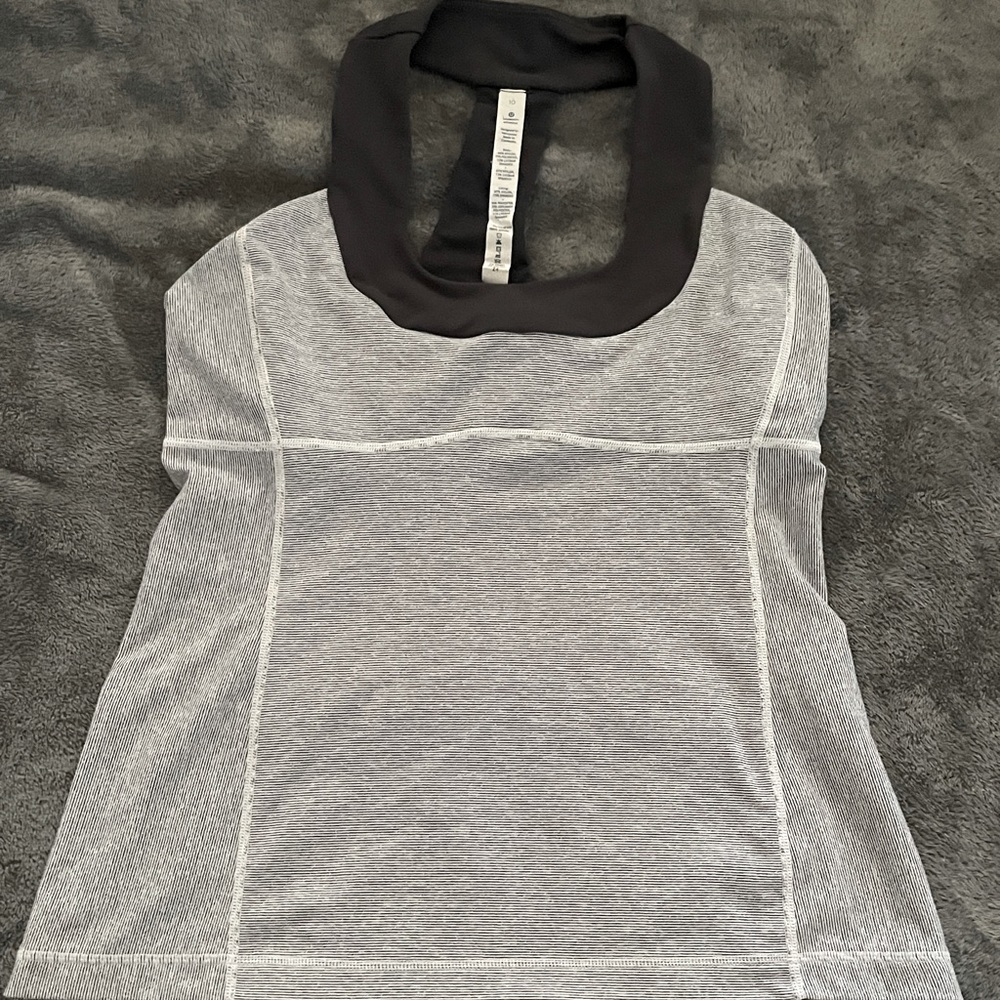 Lululemon Athletica Racerback Tank Sz 10